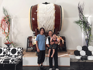 澤田さん、専務、舞台に立つお子さん